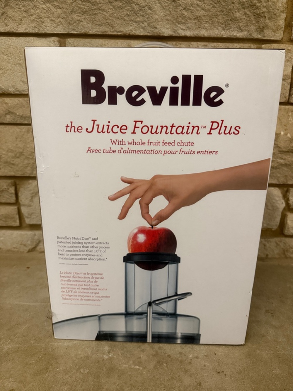 BRAND NEW! Breville Juice Fountain Plus Box - White with Red and Black Accents-